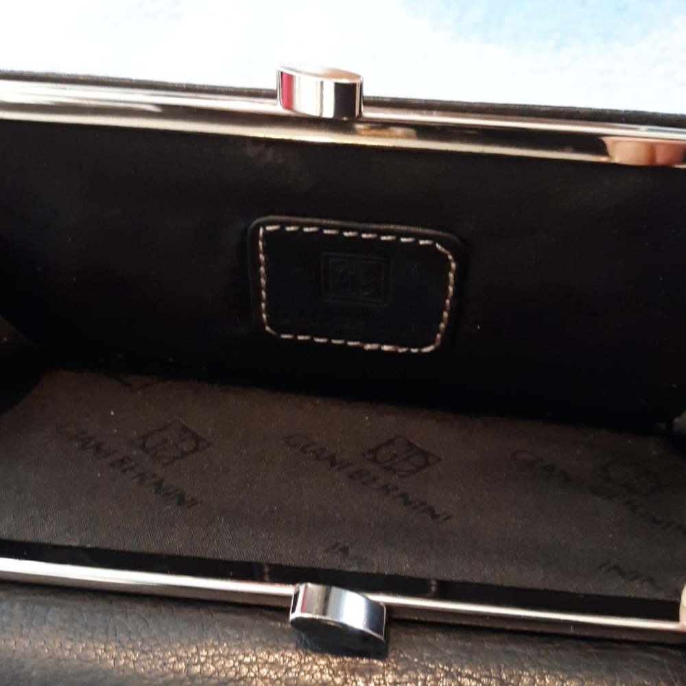 Wallet - Picture 7 of 8